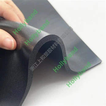 Augsta blīvuma liesmas slāpējošās PU putas auto daļas blīvēšanai